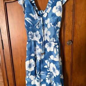 NY Collection Blue and White Floral Midi Dress